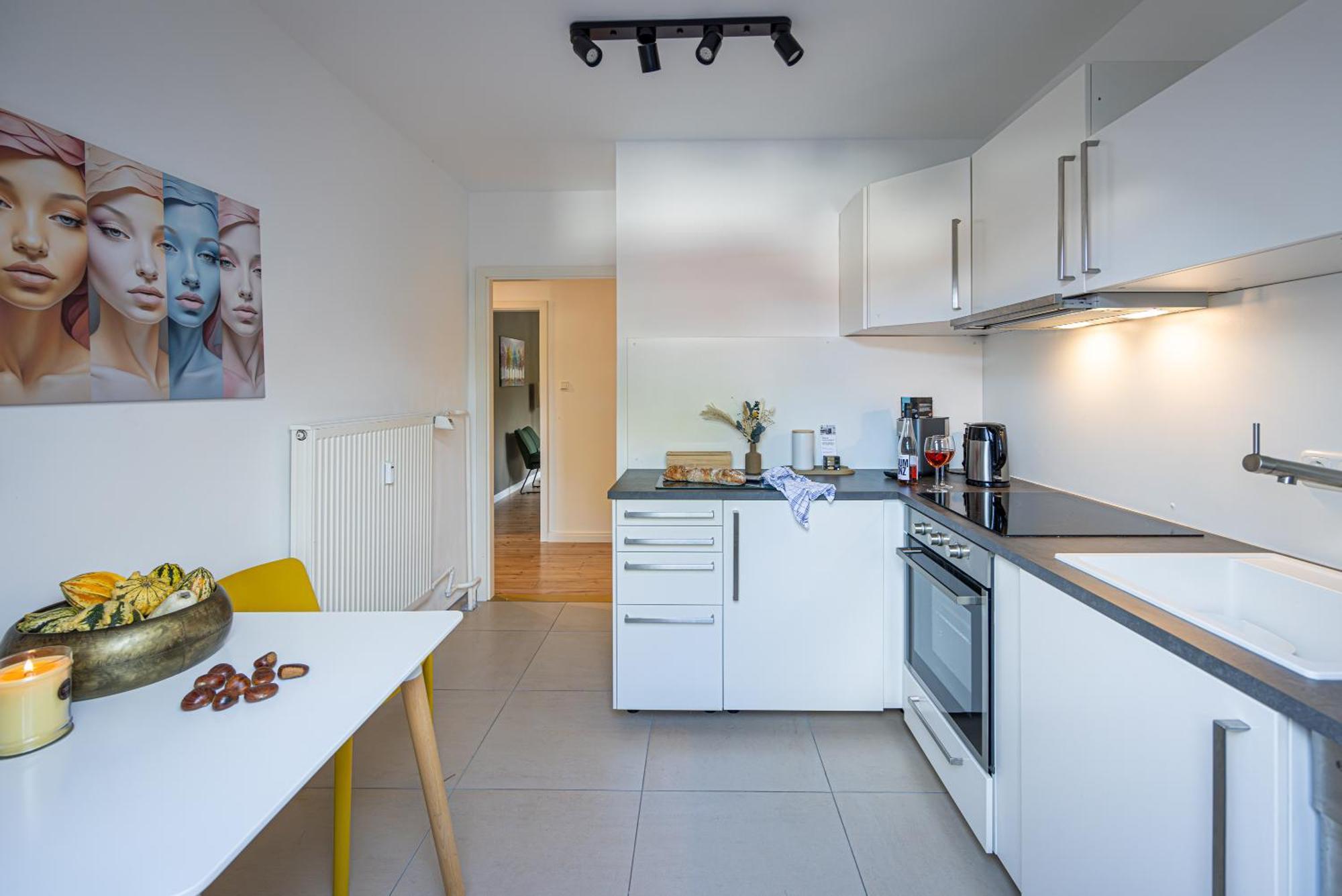 Have-a-nice-stay - U-bahn Nach Hamburg 150m- Baecker & Restaurants 200m - Lidl 800m - Zentrum 1,5km